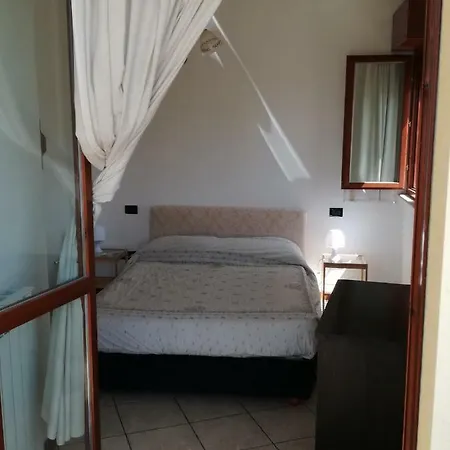 Casa Di Carlo Terni