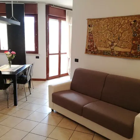 Casa Di Carlo